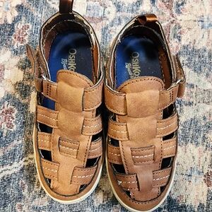 OshKosh B'gosh Tan Kids Sandals Size 9T
